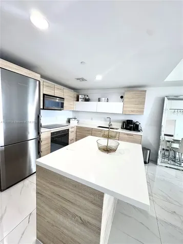 16385 Biscayne Boulevard Sunny Isles Beach FL 33160