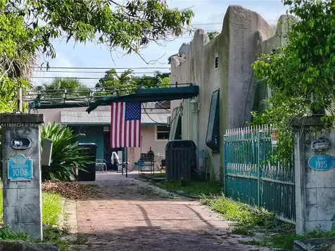 West Palm Beach FL 33401