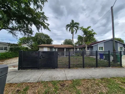 2831 NW 14th Court Fort Lauderdale FL 33311