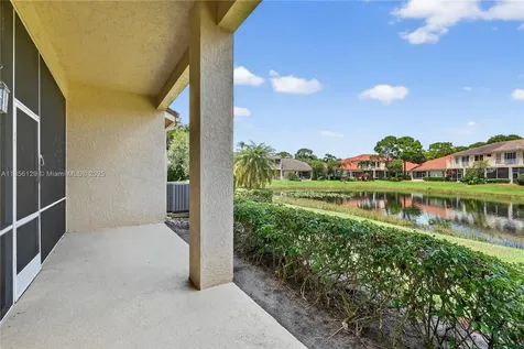 9302 World Cup Way Port St. Lucie FL 34986