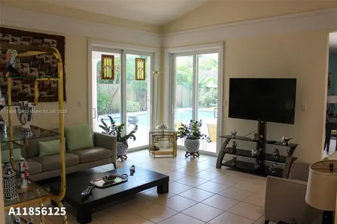 15255 SW 80th Avenue Palmetto Bay FL 33157