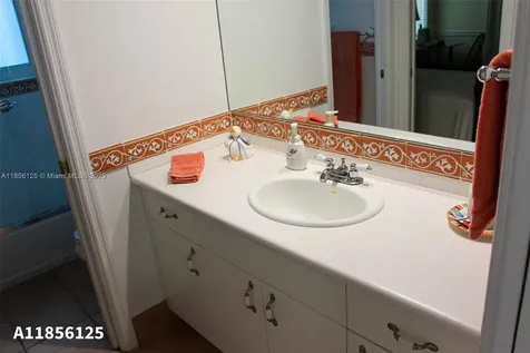 15255 SW 80th Avenue Palmetto Bay FL 33157