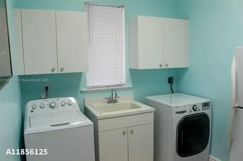 15255 SW 80th Avenue Palmetto Bay FL 33157