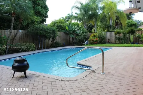 15255 SW 80th Avenue Palmetto Bay FL 33157