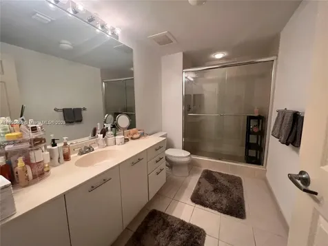 510 NW 84 Th Avenue Plantation FL 33324
