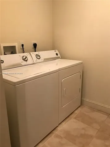510 NW 84 Th Avenue Plantation FL 33324