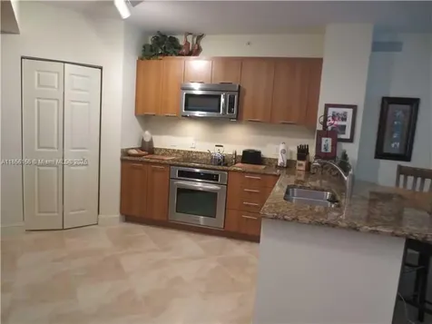 510 NW 84 Th Avenue Plantation FL 33324