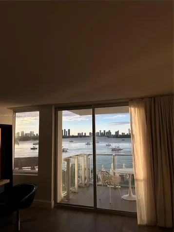 1100 West Avenue Miami Beach FL 33139