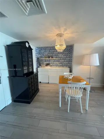 1100 West Avenue Miami Beach FL 33139