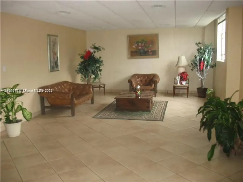 16465 NE 22nd Avenue North Miami Beach FL 33160