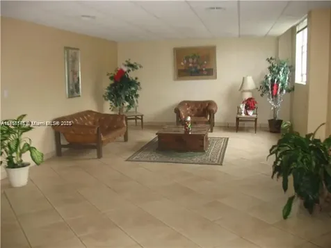 16465 NE 22nd Avenue North Miami Beach FL 33160