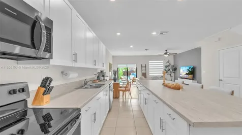 25109 SW 108th Court Homestead FL 33032