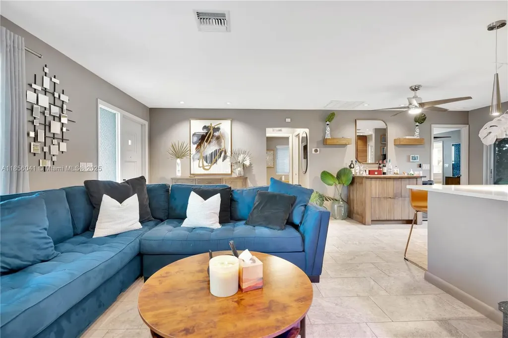 553 Riverside Drive Palm Beach Gardens FL 33410