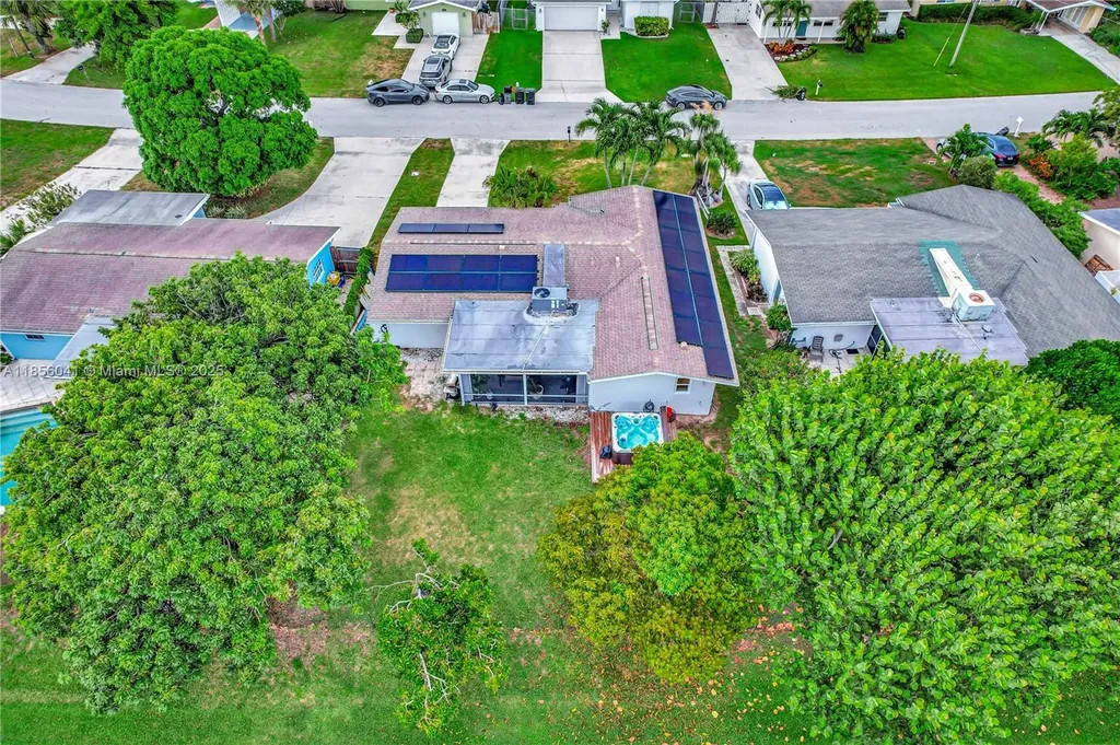 553 Riverside Drive Palm Beach Gardens FL 33410