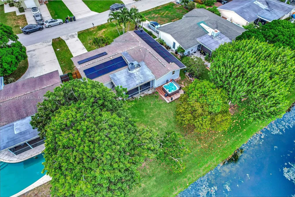 553 Riverside Drive Palm Beach Gardens FL 33410