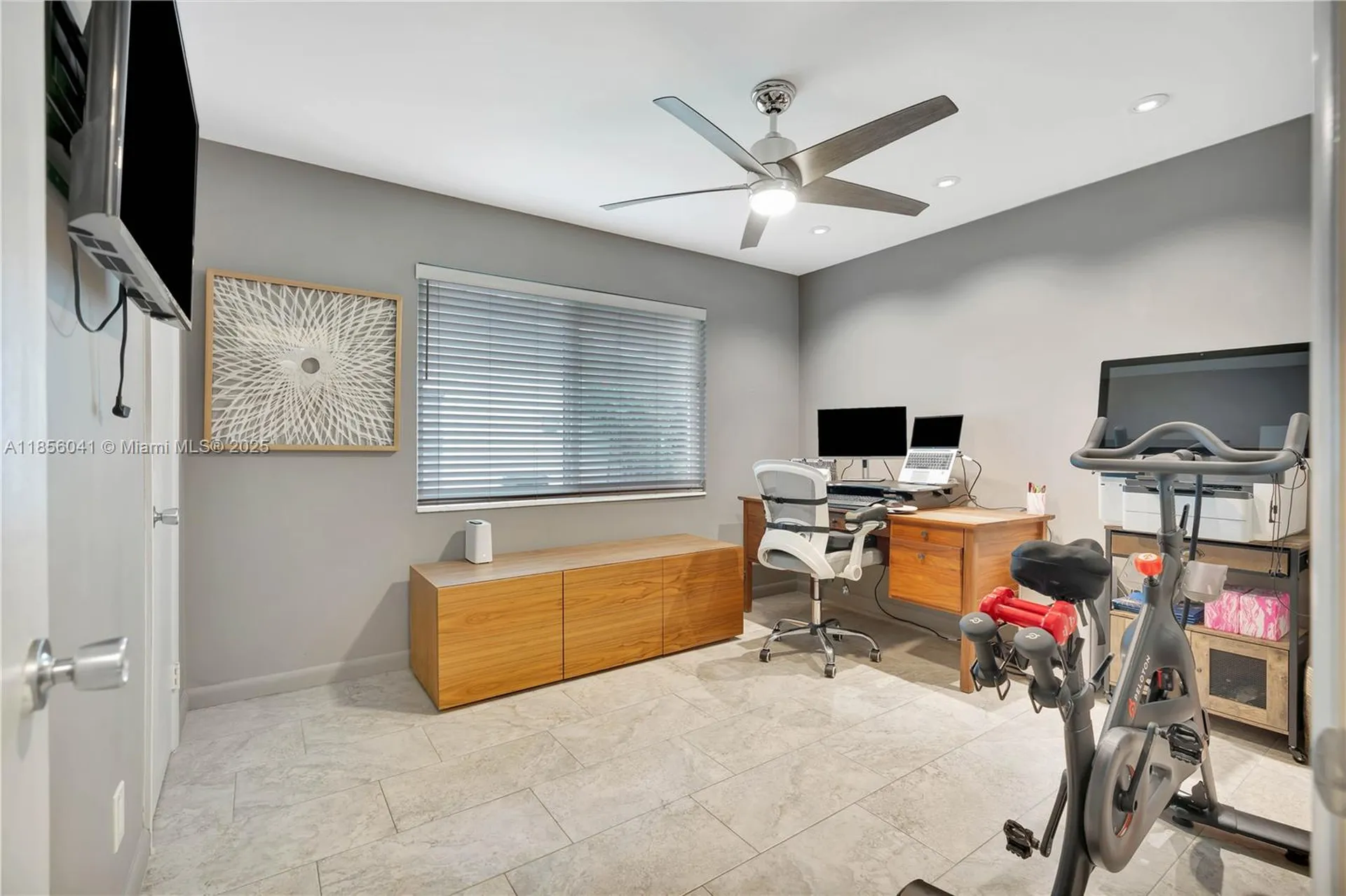 553 Riverside Drive Palm Beach Gardens FL 33410