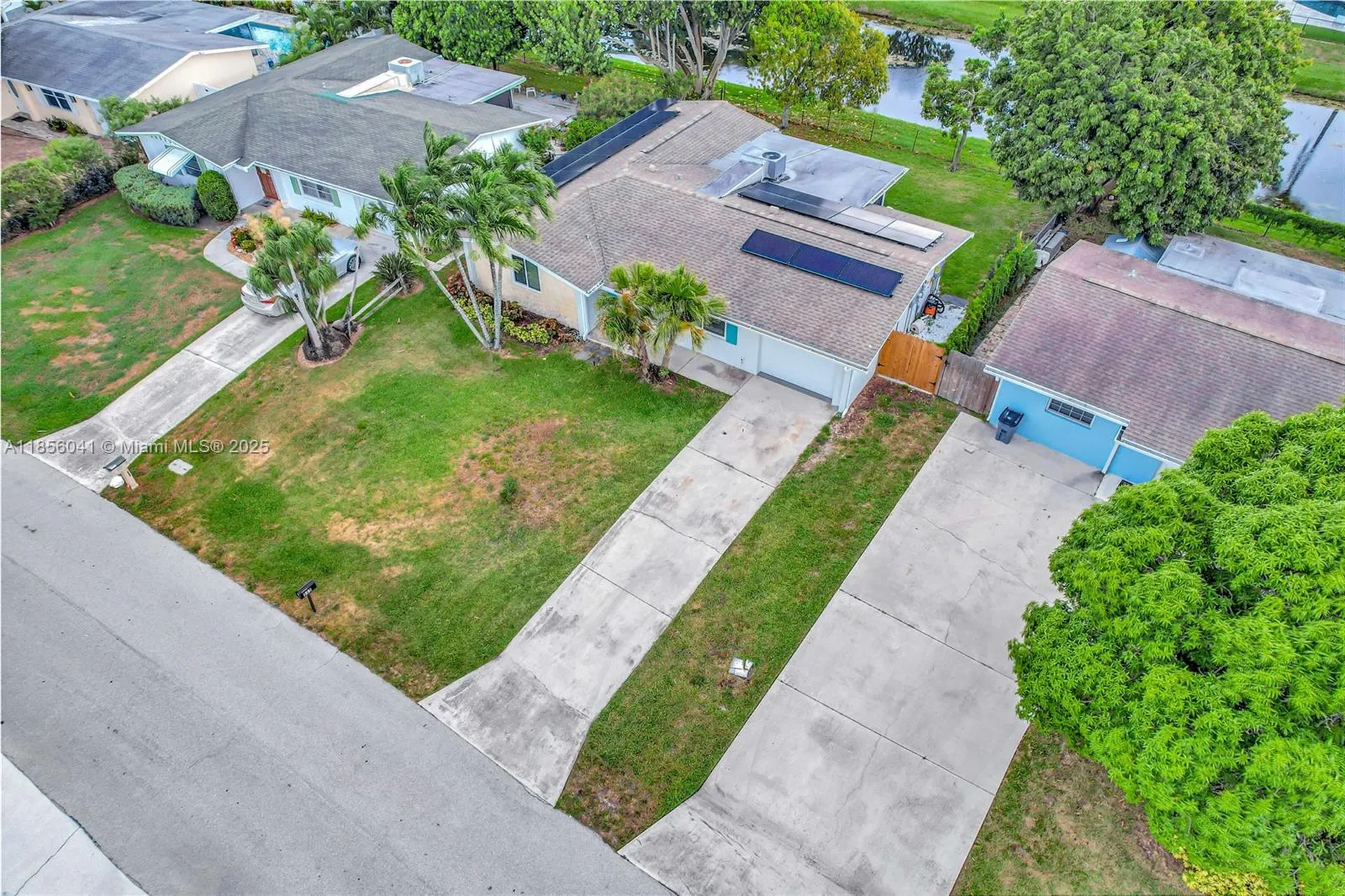 553 Riverside Drive Palm Beach Gardens FL 33410
