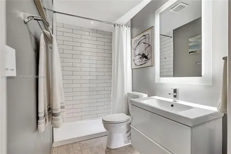 553 Riverside Drive Palm Beach Gardens FL 33410