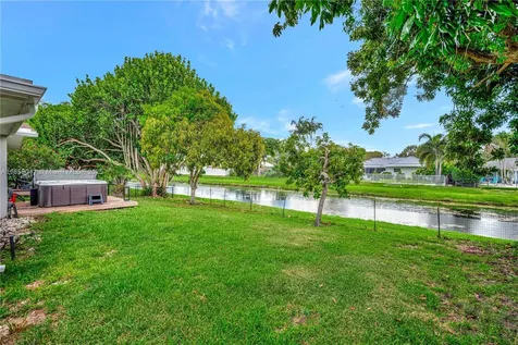 553 Riverside Drive Palm Beach Gardens FL 33410