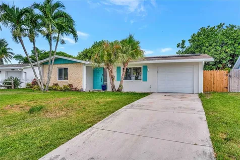 553 Riverside Drive Palm Beach Gardens FL 33410