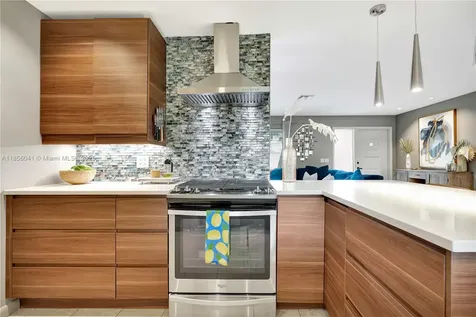 553 Riverside Drive Palm Beach Gardens FL 33410