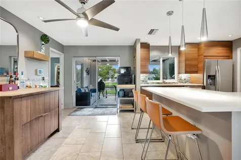 553 Riverside Drive Palm Beach Gardens FL 33410