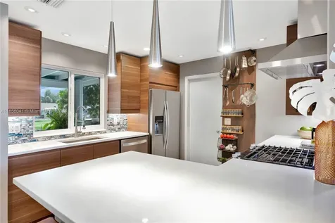 553 Riverside Drive Palm Beach Gardens FL 33410