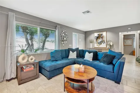 553 Riverside Drive Palm Beach Gardens FL 33410