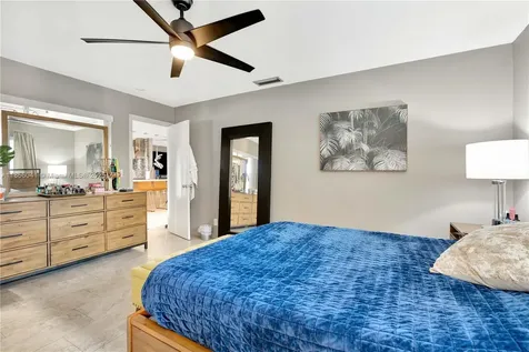 553 Riverside Drive Palm Beach Gardens FL 33410