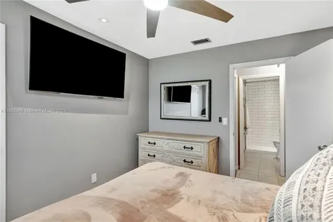 553 Riverside Drive Palm Beach Gardens FL 33410