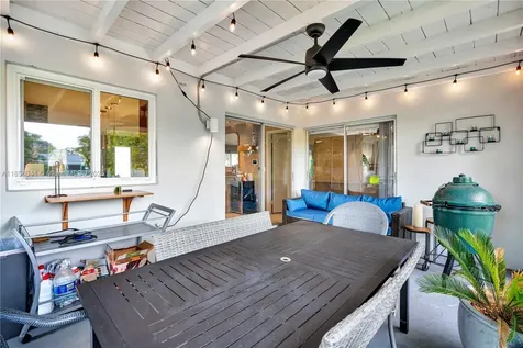 553 Riverside Drive Palm Beach Gardens FL 33410