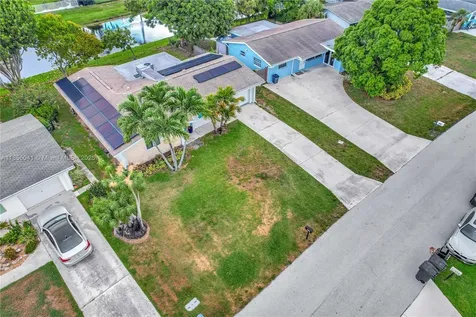 553 Riverside Drive Palm Beach Gardens FL 33410