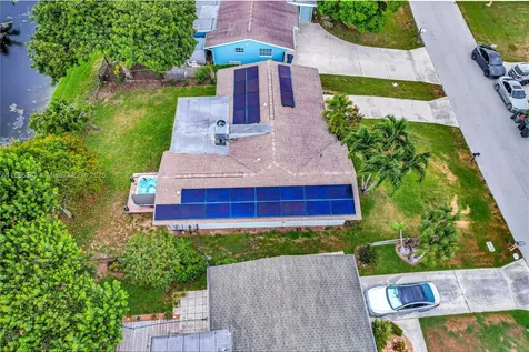 553 Riverside Drive Palm Beach Gardens FL 33410