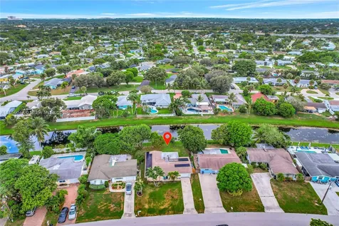 553 Riverside Drive Palm Beach Gardens FL 33410