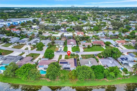 553 Riverside Drive Palm Beach Gardens FL 33410