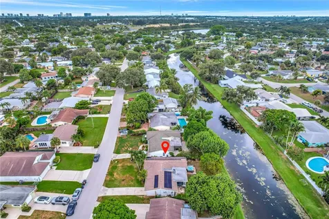 553 Riverside Drive Palm Beach Gardens FL 33410