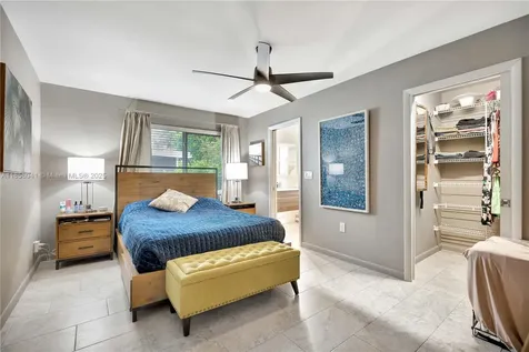 553 Riverside Drive Palm Beach Gardens FL 33410
