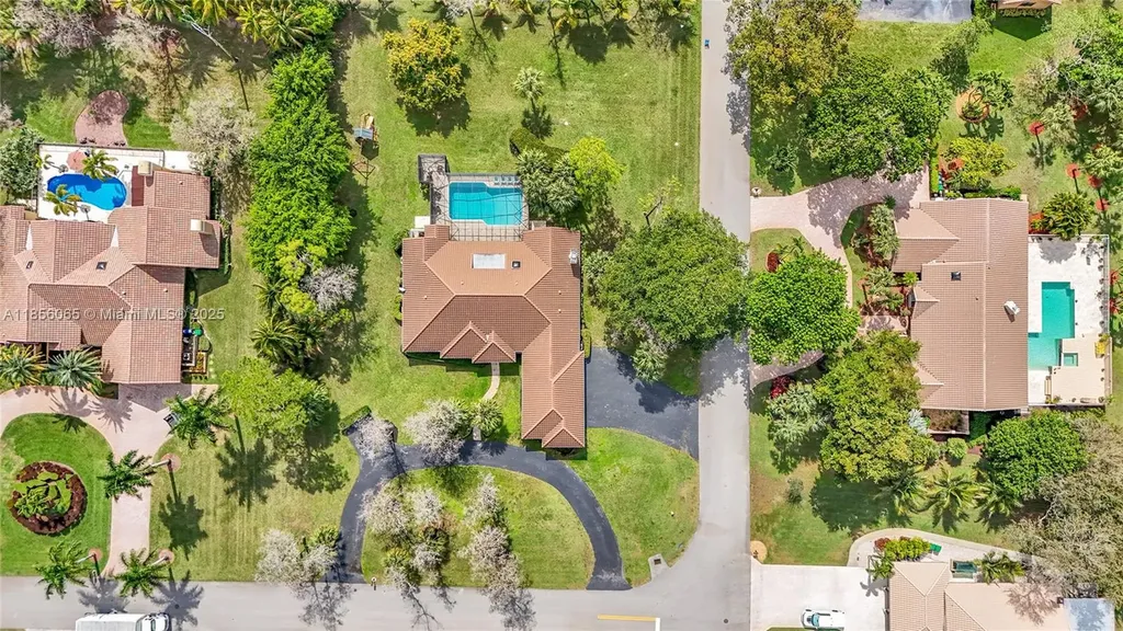 8180 NW 51st Place Coral Springs FL 33067