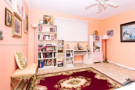 619 NE 14th Avenue Hallandale Beach FL 33009