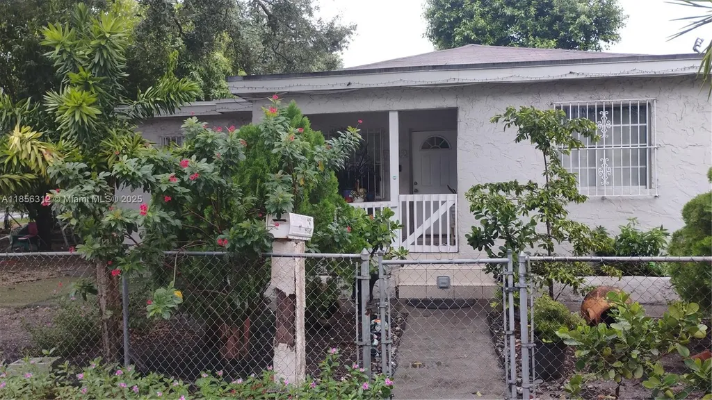 7312 NW 17th Court Miami FL 33147