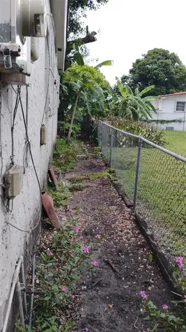 7312 NW 17th Court Miami FL 33147