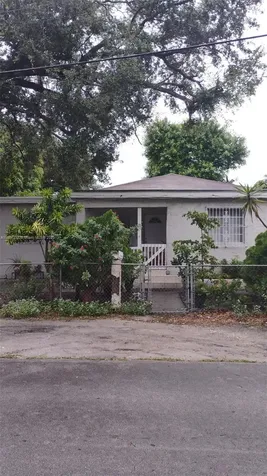 7312 NW 17th Court Miami FL 33147