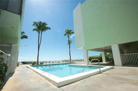 87455 Old Highway Plantation Key FL 33036