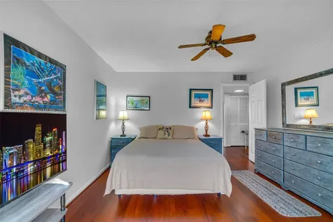 87455 Old Highway Plantation Key FL 33036