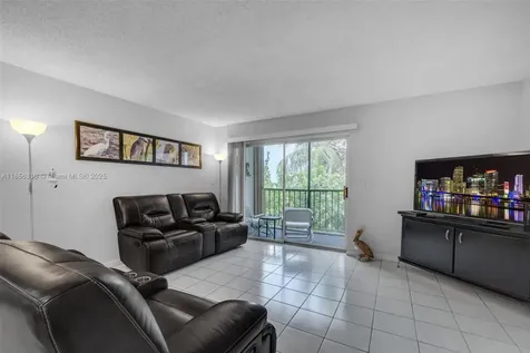 87455 Old Highway Plantation Key FL 33036