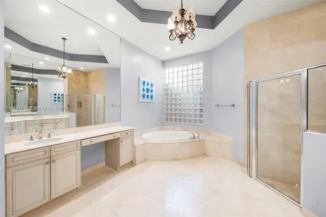 17771 Lake Azure Way Boca Raton FL 33496