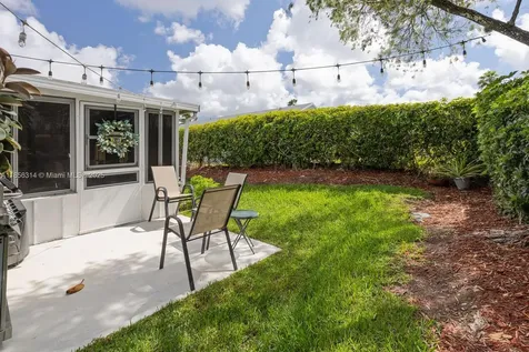 715 SE 22nd Lane Homestead FL 33033