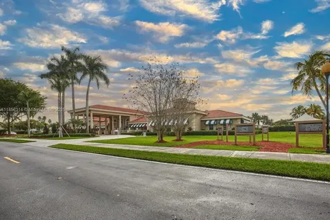 715 SE 22nd Lane Homestead FL 33033