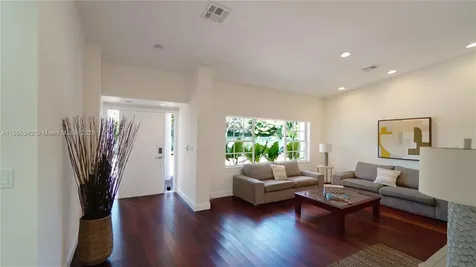 691 Ridgewood Road Key Biscayne FL 33149