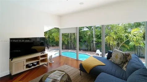 691 Ridgewood Road Key Biscayne FL 33149